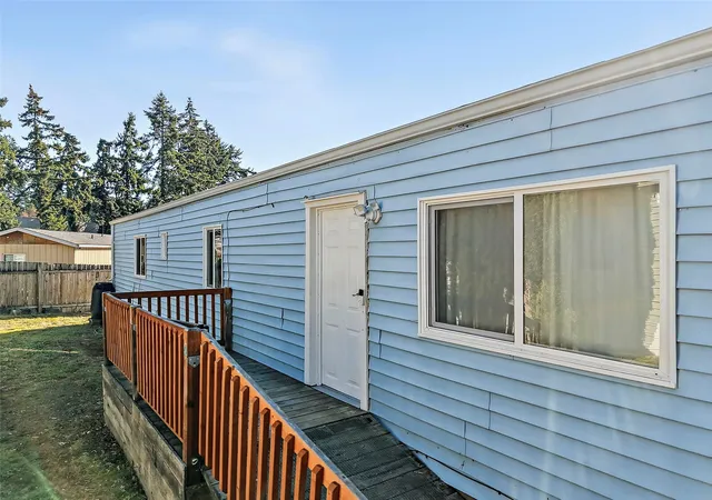 Manufactured home for sale at 3001 S 288th Street #69, Federal Way, WA 98003 | MLS# NWM2595491