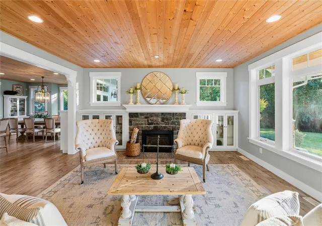 Photo 4 of House for sale at 13723 E Victor Rd, Belfair, WA 98528 | MLS# NWM2595529 | Listing updated on 2026-10-20