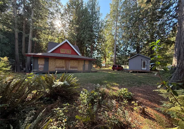 Photo 1 of Single family home for sale at 2735 Fox St, Camano Island, WA 98282 | MLS# NWM2595541 | Listing updated on 2026-10-18