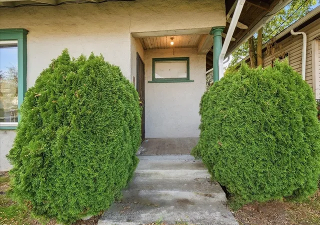Photo 2 of Single family home for sale at 1218 S 25th Street, Tacoma, WA 98405 | MLS# NWM2595568 | Listing updated on 2026-10-17