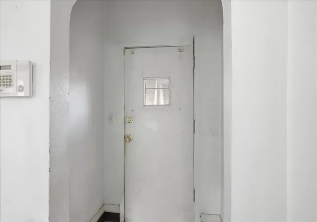 Photo 4 of Single family home for sale at 1218 S 25th Street, Tacoma, WA 98405 | MLS# NWM2595568 | Listing updated on 2026-10-17