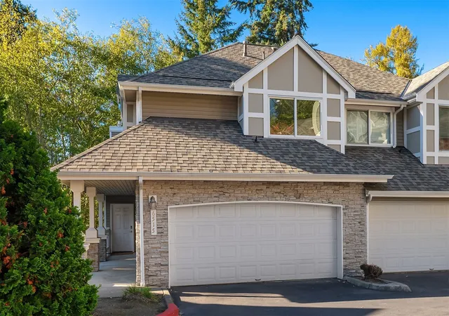 Photo 1 of Townhouse for sale at 6515 Se Cougar Mountain Way #1, Bellevue, WA 98006 | MLS# NWM2595571 | Listing updated on 2026-10-18