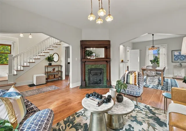 Photo 4 of Single family home for sale at 3080 S Andover St, Seattle, WA 98108 | MLS# NWM2595639 | Listing updated on 2026-10-23