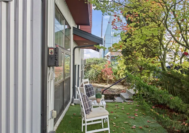 Photo 1 of Townhouse for sale at 3607 N Interlake Ave #B, Seattle, WA 98103 | MLS# NWM2595649 | Listing updated on 2026-10-18