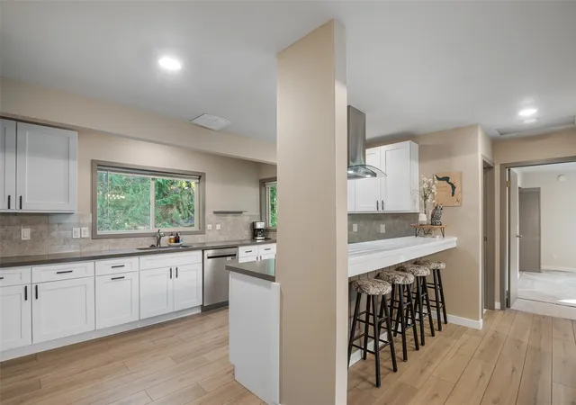 Photo 4 of Single family home for sale at 41 N Lookout Pl, Hoodsport, WA 98548 | MLS# NWM2595652 | Listing updated on 2026-10-18