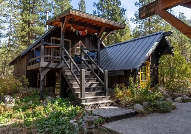 Photo 1 of Single family home for sale at 51 E D Buttermilk Crk Rd, Twisp, WA 98856 | MLS# NWM2595665 | Listing updated on 2026-10-18