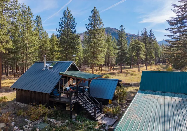 Photo 2 of Single family home for sale at 51 E D Buttermilk Crk Rd, Twisp, WA 98856 | MLS# NWM2595665 | Listing updated on 2026-10-18