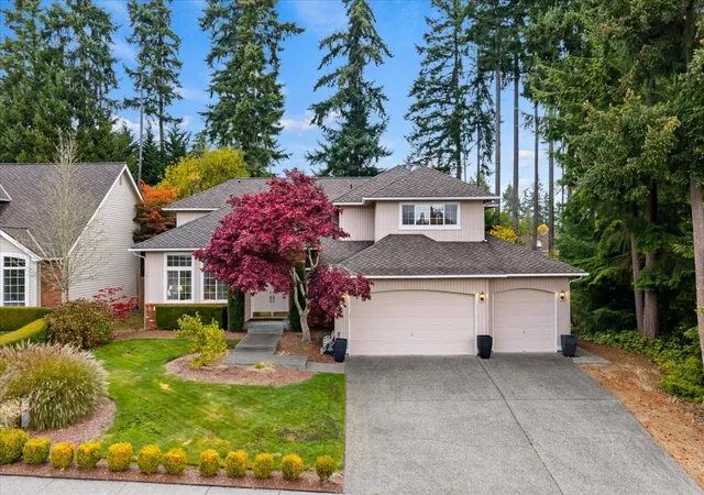 Single family home for sale at 3229 114th Street SE, Everett, WA 98208 | MLS# NWM2595666