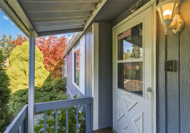 Photo 4 of Manufactured home for sale at 2504 S 371st Street, Federal Way, WA 98003 | MLS# NWM2595676 | Listing updated on 2026-10-27
