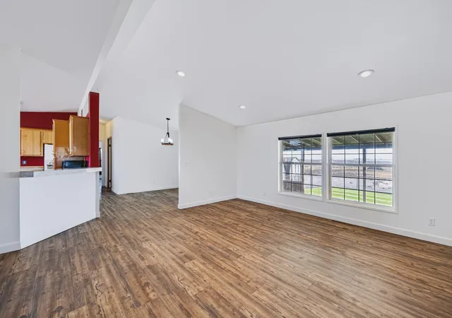 Photo 2 of Manufactured home for sale at 17747 Road 3 SE, Moses Lake, WA 98837 | MLS# NWM2595678 | Listing updated on 2026-10-26
