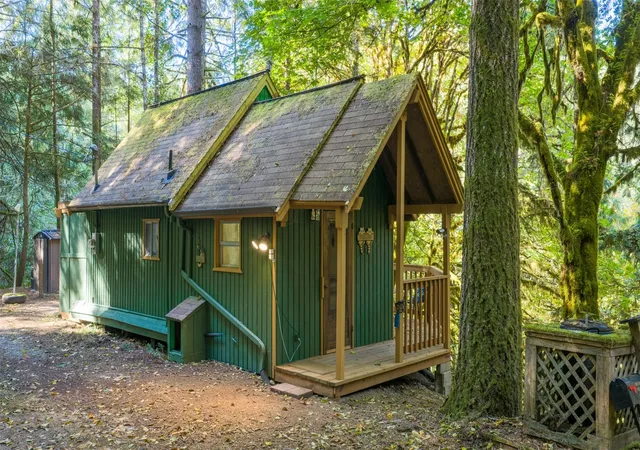 Photo 1 of Single family home for sale at 300 E Cyn View Ln, Belfair, WA 98528 | MLS# NWM2595685 | Listing updated on 2026-10-23