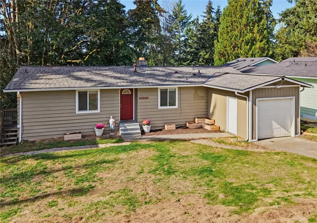 Photo 3 of Single family home for sale at 30325 9th Avenue S, Federal Way, WA 98003 | MLS# NWM2595725 | Listing updated on 2026-10-20