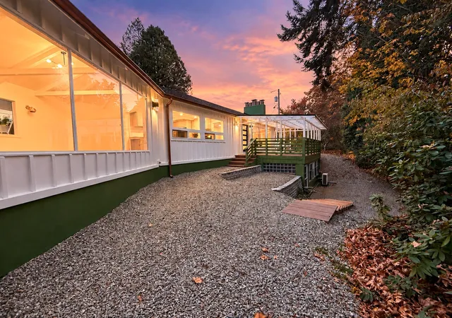 Photo 2 of Single family home for sale at 707 E 7th Street, Port Angeles, WA 98362 | MLS# NWM2595727 | Listing updated on 2026-10-23