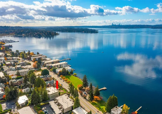 Photo 2 of Condo for sale at 6620 Lake Washington Blvd NE #103, Kirkland, WA 98033 | MLS# NWM2595729 | Listing updated on 2026-10-29