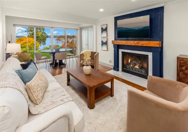 Photo 4 of Condo for sale at 6620 Lake Washington Blvd NE #103, Kirkland, WA 98033 | MLS# NWM2595729 | Listing updated on 2026-10-29