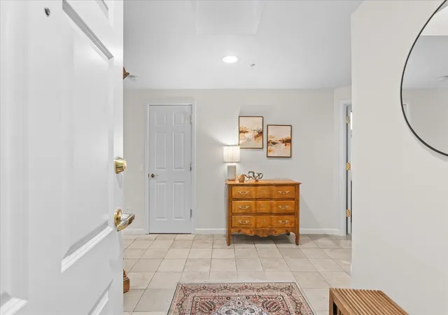 Photo 3 of Condo for sale at 110 James St #301, Edmonds, WA 98020 | MLS# NWM2595747 | Listing updated on 2026-10-26