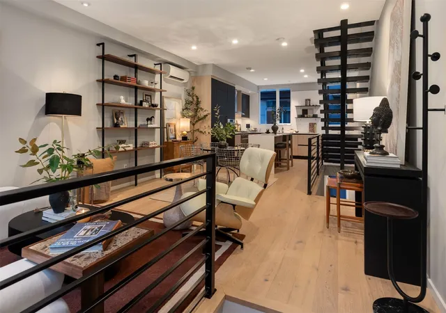 Photo 1 of Townhouse for sale at 1717 20th Avenue, Seattle, WA 98122 | MLS# NWM2595748 | Listing updated on 2026-10-18