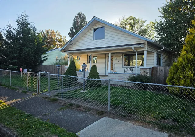 Photo 1 of Single family home for sale at 229 Pike St Ne, Auburn, WA 98002 | MLS# NWM2595765 | Listing updated on 2026-10-18