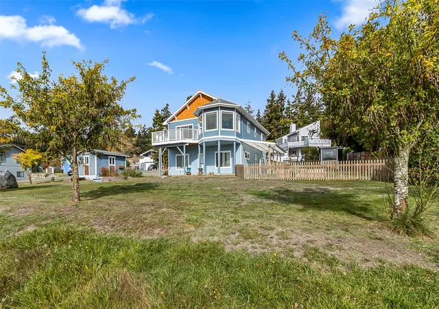 Single family home for sale at 1101 Smart Ct, Coupeville, WA 98239 | MLS# NWM2595774