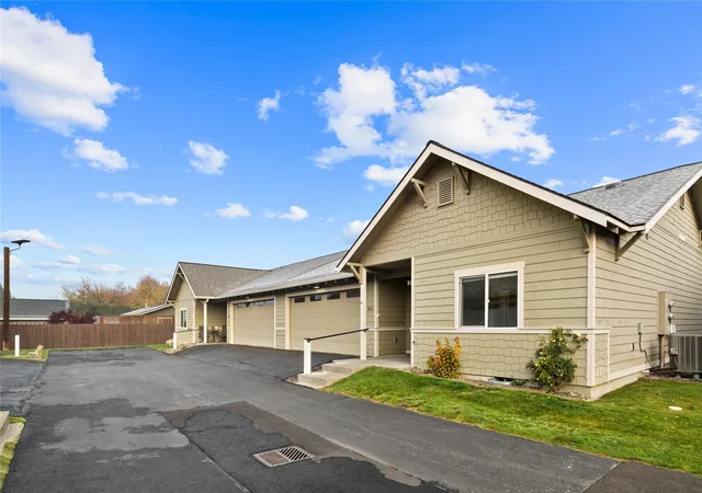 Single family home for sale at 803 S Willow St #801, Ellensburg, WA 98926 | MLS# NWM2595787