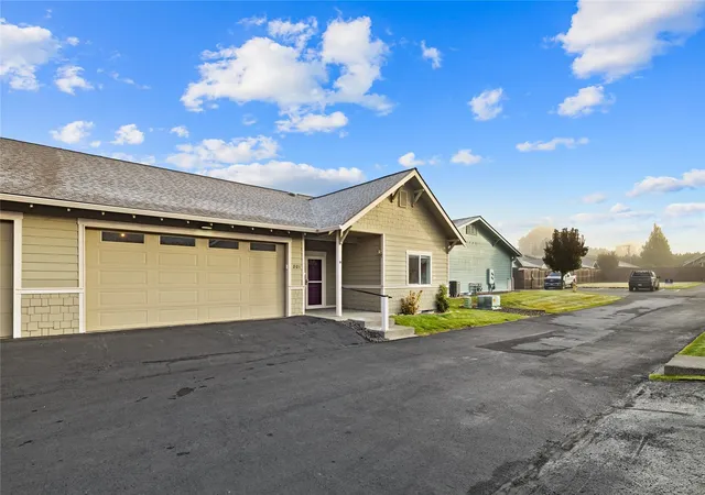 Photo 2 of Condo for sale at 803 S Willow St #801, Ellensburg, WA 98926 | MLS# NWM2595787 | Listing updated on 2026-10-29
