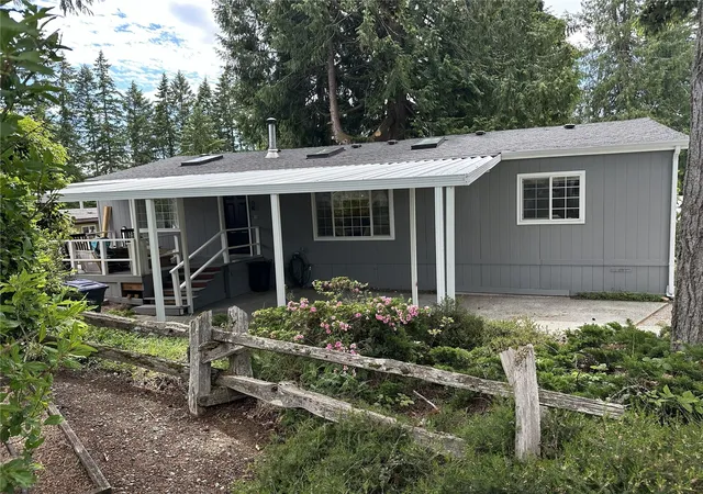 Manufactured home for sale at 16300 State Hwy3 Space 19, Poulsbo, WA 98370 | MLS# NWM2595801