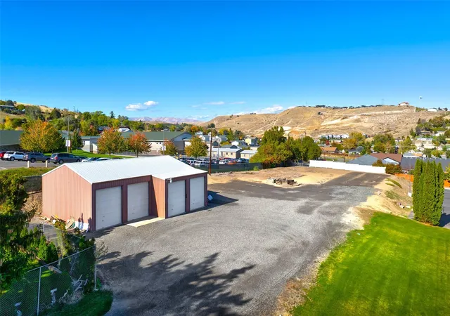 Photo 1 of Sale Pending at 0 Nka Fremont Ave, Selah, WA 98942 | MLS# NWM2595814 | Listing updated on 2026-10-19