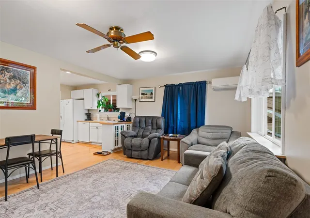 Photo 4 of Single family home for sale at 381 Selah Naches Rd, Selah, WA 98942 | MLS# NWM2595831 | Listing updated on 2026-10-20