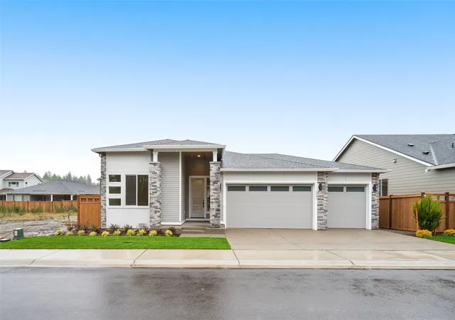 Photo 1 of Single family home for sale at 5131 Moorland Rd Sw, Port Orchard, WA 98367 | MLS# NWM2595846 | Listing updated on 2026-10-19