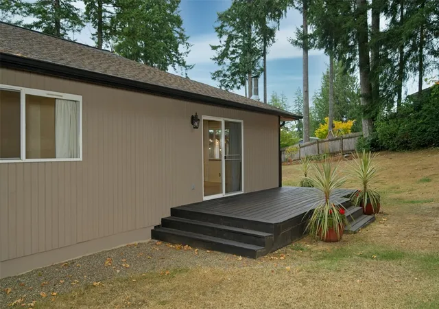 Photo 3 of Single family home for sale at 3820 Green Mountain Rd NW, Bremerton, WA 98312 | MLS# NWM2595857 | Listing updated on 2026-10-26