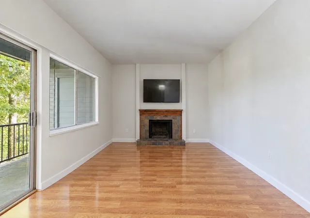 Photo 4 of Condo for sale at 8501 SW Dr Zicron #D-59, Lakewood, WA 98498 | MLS# NWM2595860 | Listing updated on 2026-10-27