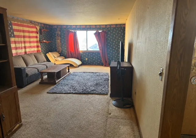 Photo 3 of Single family home for sale at 505 W Locust St, Almira, WA 99103 | MLS# NWM2595876 | Listing updated on 2026-10-20
