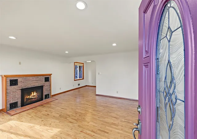 Photo 3 of Single family home for sale at 317 Williams Ave N, Renton, WA 98057 | MLS# NWM2595900 | Listing updated on 2026-10-21