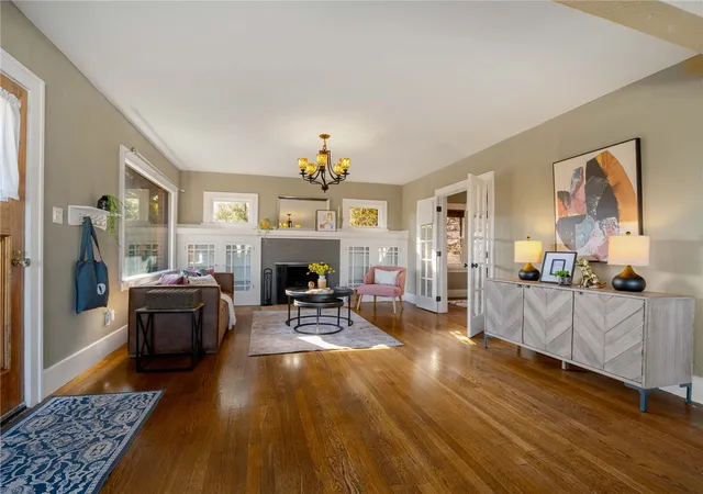 Photo 3 of Single family home for sale at 4624 N Huson St, Tacoma, WA 98407 | MLS# NWM2595908 | Listing updated on 2026-10-24