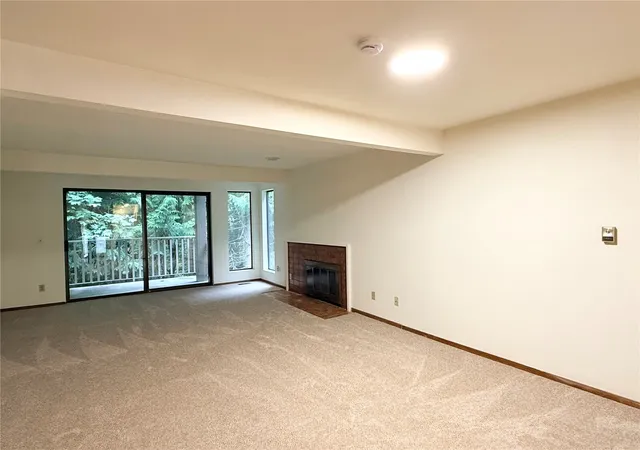 Photo 4 of Condo for sale at 3921 108th Avenue NE #201A, Bellevue, WA 98004 | MLS# NWM2595923 | Listing updated on 2026-10-23