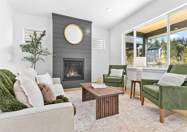 Photo 2 of Single family home for sale at 2961 Oleander Ln, Blaine, WA 98230 | MLS# NWM2595961 | Listing updated on 2026-10-26