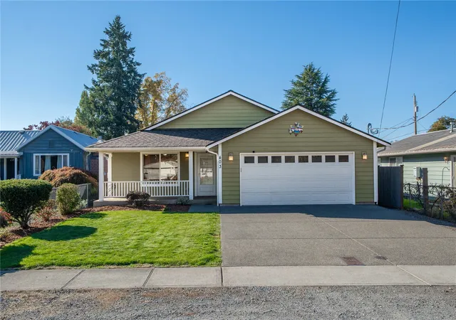 Single family home for sale at 403 Eldredge Ave SW, Orting, WA 98360 | MLS# NWM2595969