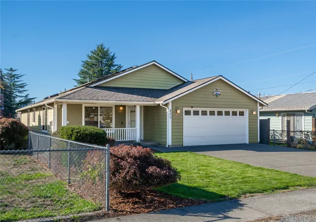 Photo 2 of Single family home for sale at 403 Eldredge Ave SW, Orting, WA 98360 | MLS# NWM2595969 | Listing updated on 2026-10-23