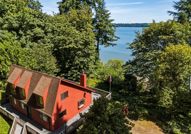 Photo 3 of Single family home for sale at 241 Se Oyster Beach Rd, Shelton, WA 98584 | MLS# NWM2595977 | Listing updated on 2026-10-23