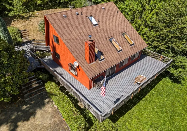 Photo 3 of Single family home for sale at 241 SE Oyster Beach Rd, Shelton, WA 98584 | MLS# NWM2595977 | Listing updated on 2026-10-23