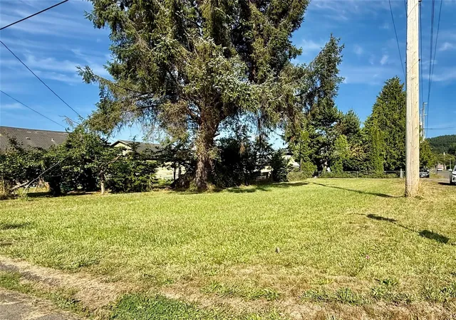 Land for sale at 711 Queen, Hoquiam, WA 98550 | MLS# NWM2595986