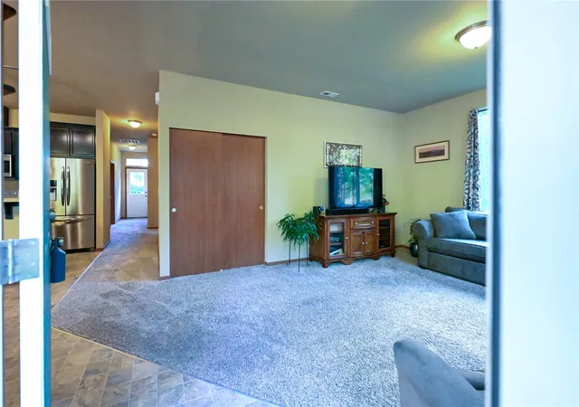 Photo 4 of Single family home for sale at 9 Foreman Rd, Mc Cleary, WA 98557 | MLS# NWM2596013 | Listing updated on 2026-10-20
