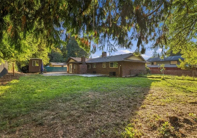 Photo 2 of Single family home for sale at 824 26th Street SE, Auburn, WA 98002 | MLS# NWM2596014 | Listing updated on 2026-10-22