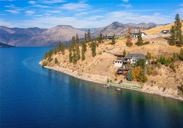Photo 3 of Single family home for sale at 4740 Chelan Blvd, Manson, WA 98831 | MLS# NWM2596019 | Listing updated on 2026-10-26