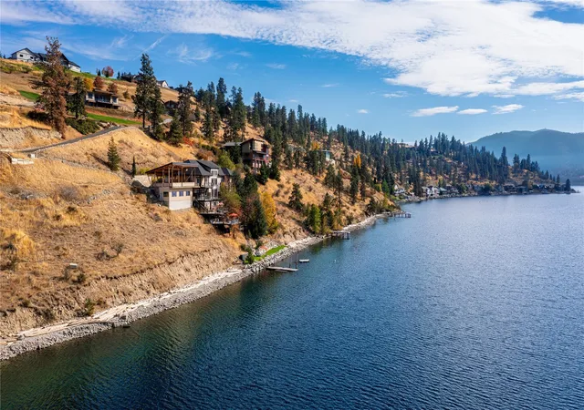 Photo 3 of Single family home for sale at 4740 Chelan Blvd, Manson, WA 98831 | MLS# NWM2596019 | Listing updated on 2026-10-26