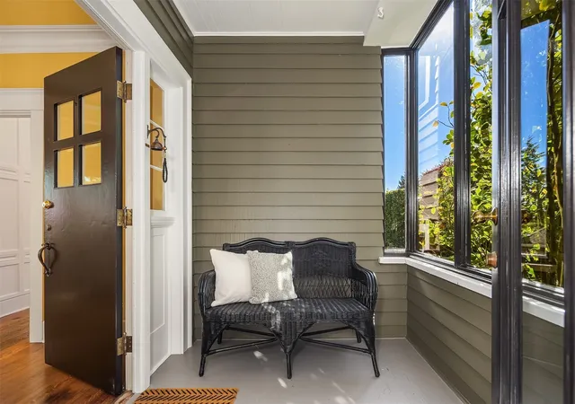 Photo 2 of Single family home for sale at 1429 33rd Avenue S, Seattle, WA 98144 | MLS# NWM2596028 | Listing updated on 2026-10-26