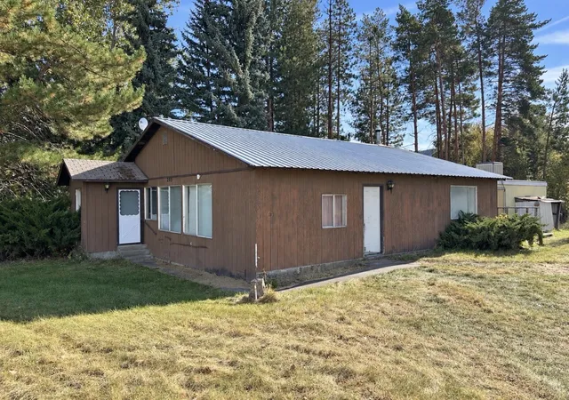 Photo 2 of Sale Pending at 285 Omak River Rd, Omak, WA 98841 | MLS# NWM2596034 | Listing updated on 2026-10-23