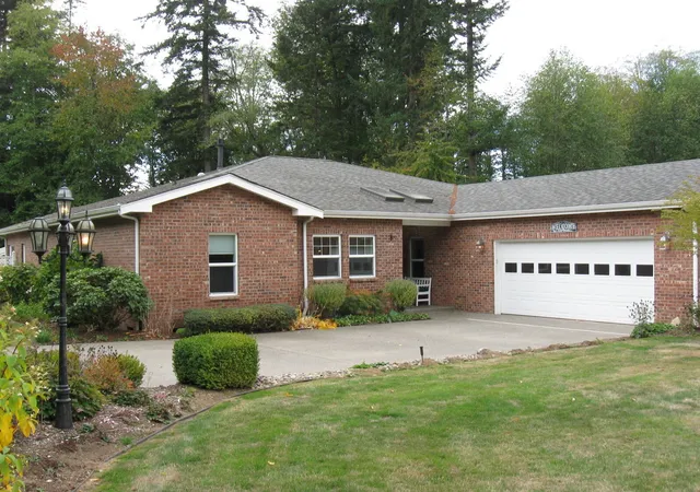 Photo 1 of Single family home for sale at 640 SE Meline Rd, Port Orchard, WA 98367 | MLS# NWM2596048 | Listing updated on 2026-10-23