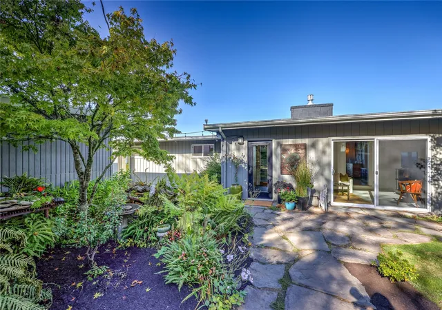 Photo 4 of Single family home for sale at 5828 NE Twin Spits Rd, Hansville, WA 98340 | MLS# NWM2596054 | Listing updated on 2026-10-28