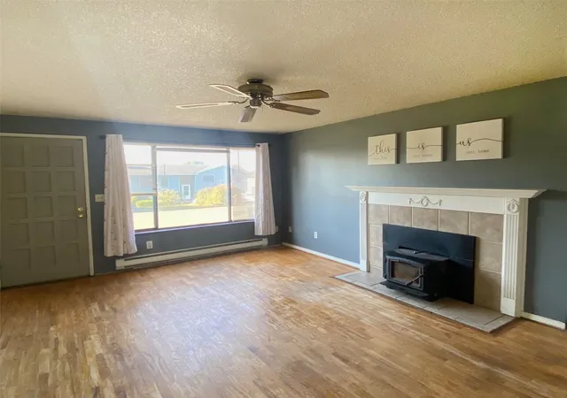 Photo 2 of Single family home for sale at 5633 60th Drive NE, Marysville, WA 98270 | MLS# NWM2596070 | Listing updated on 2026-10-26